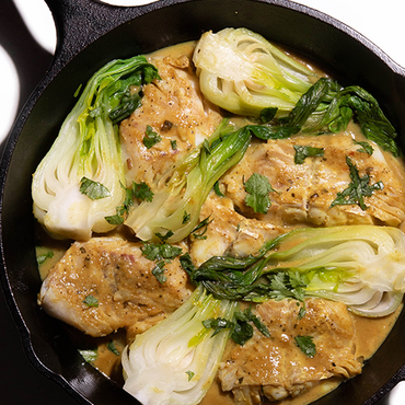 Thai-Style Cod with Coconut Curry Sauce